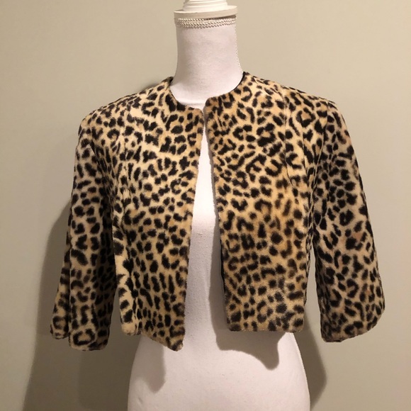 Jackets & Blazers - โค๏ธ๐ฅ๐ธ ๐ผCropped Leopard print Jacket๐๐ Jackets & Blazers - โค๏ธ๐ฅ๐ธ ๐ผCropped Leopard print Jacket๐๐